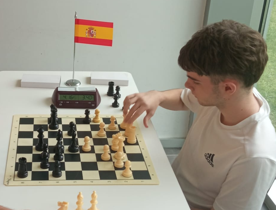 Destacada participación de Lucas Abanades que terminó invicto con 4 puntos de cinco y subiendo casi 40 puntos de ELO